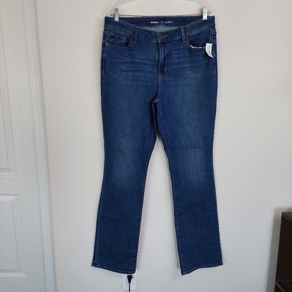 Old Navy Mid Rise Kicker Bootcut Jeans Size 14 Tall NWT - Picture 1 of 11